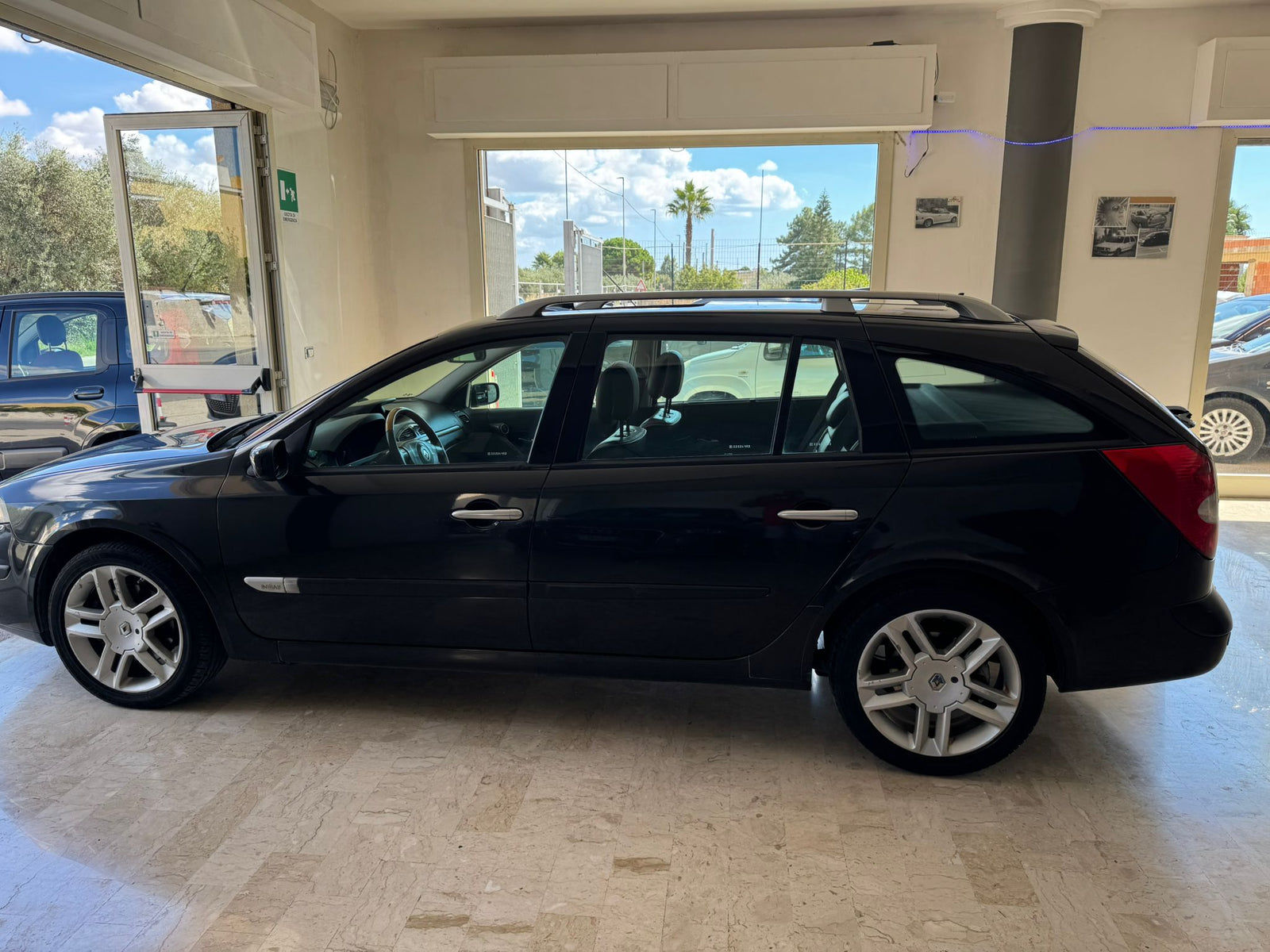 Renault Laguna Full Optional – Comfort Premium  Auto usata a Marsala (TP)
