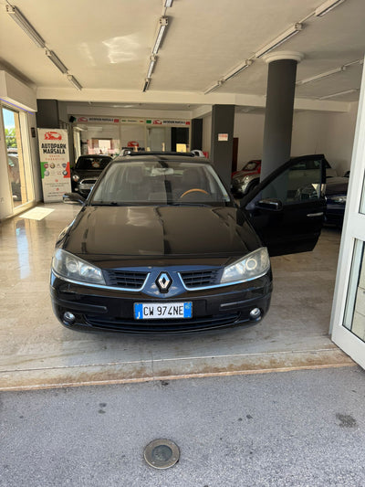 Renault Laguna Full Optional – Comfort Premium  Auto usata a Marsala (TP)